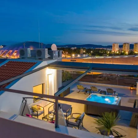 Luxury Majpruz I Lejlighed