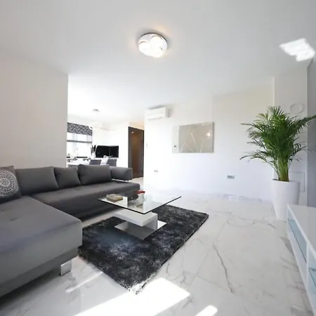 Luxury Majpruz I زادار